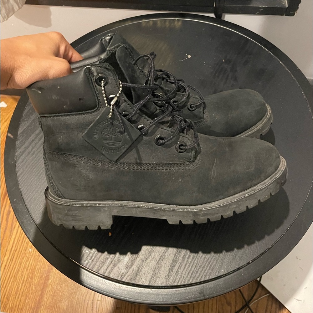Big Kids Timberland Classic Boots size 6.5 in kids 8in women